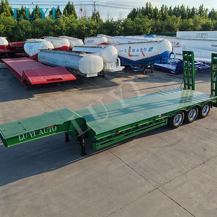 13m 3‑Axle Low Bed Semi‑Trailer For Heavy Machinery Transport
