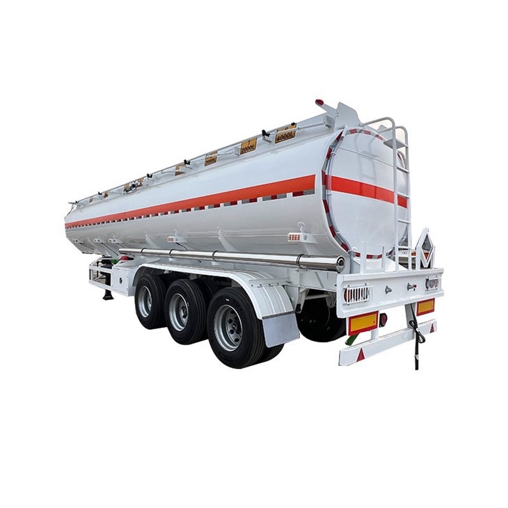 Sturdy Three Axle Oil Transport Tanker high quality